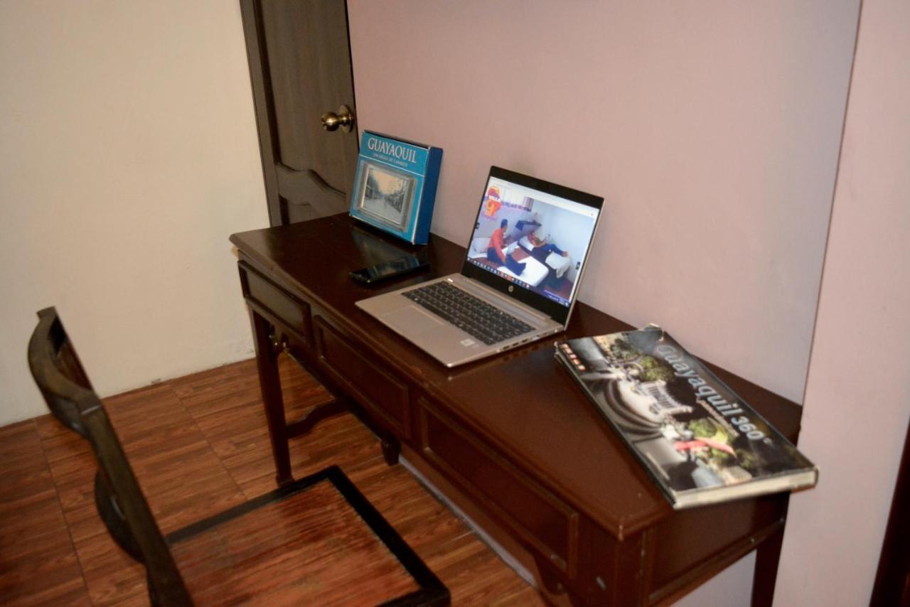 Hostal Villa 97 Гуаякуил Екстериор снимка