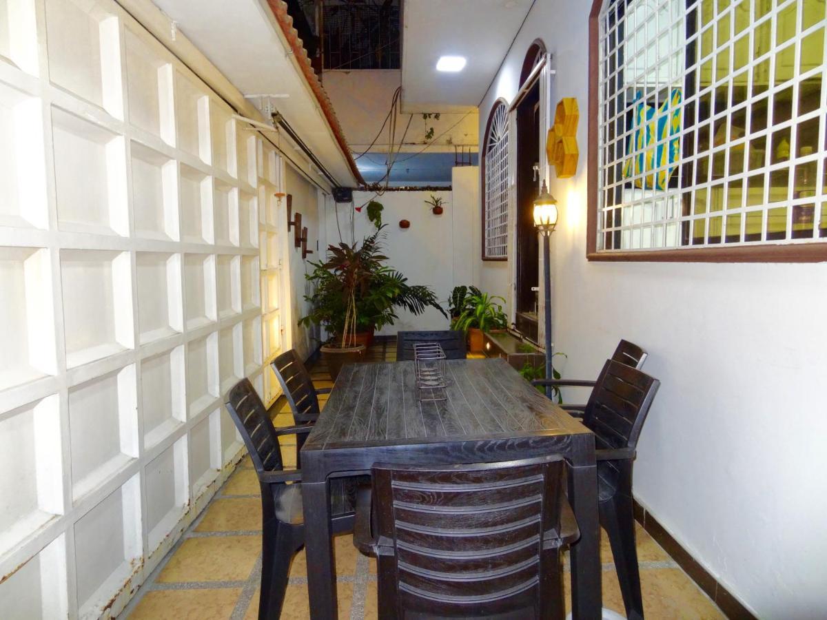 Hostal Villa 97 Гуаякуил Екстериор снимка
