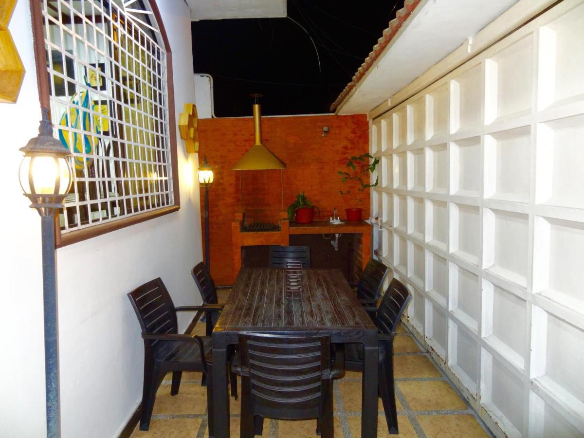 Hostal Villa 97 Гуаякуил Екстериор снимка